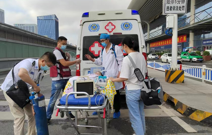 郧西县救护车出租公司